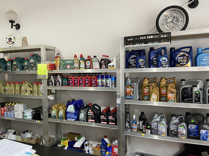 Locație magazin Piese auto - Deva